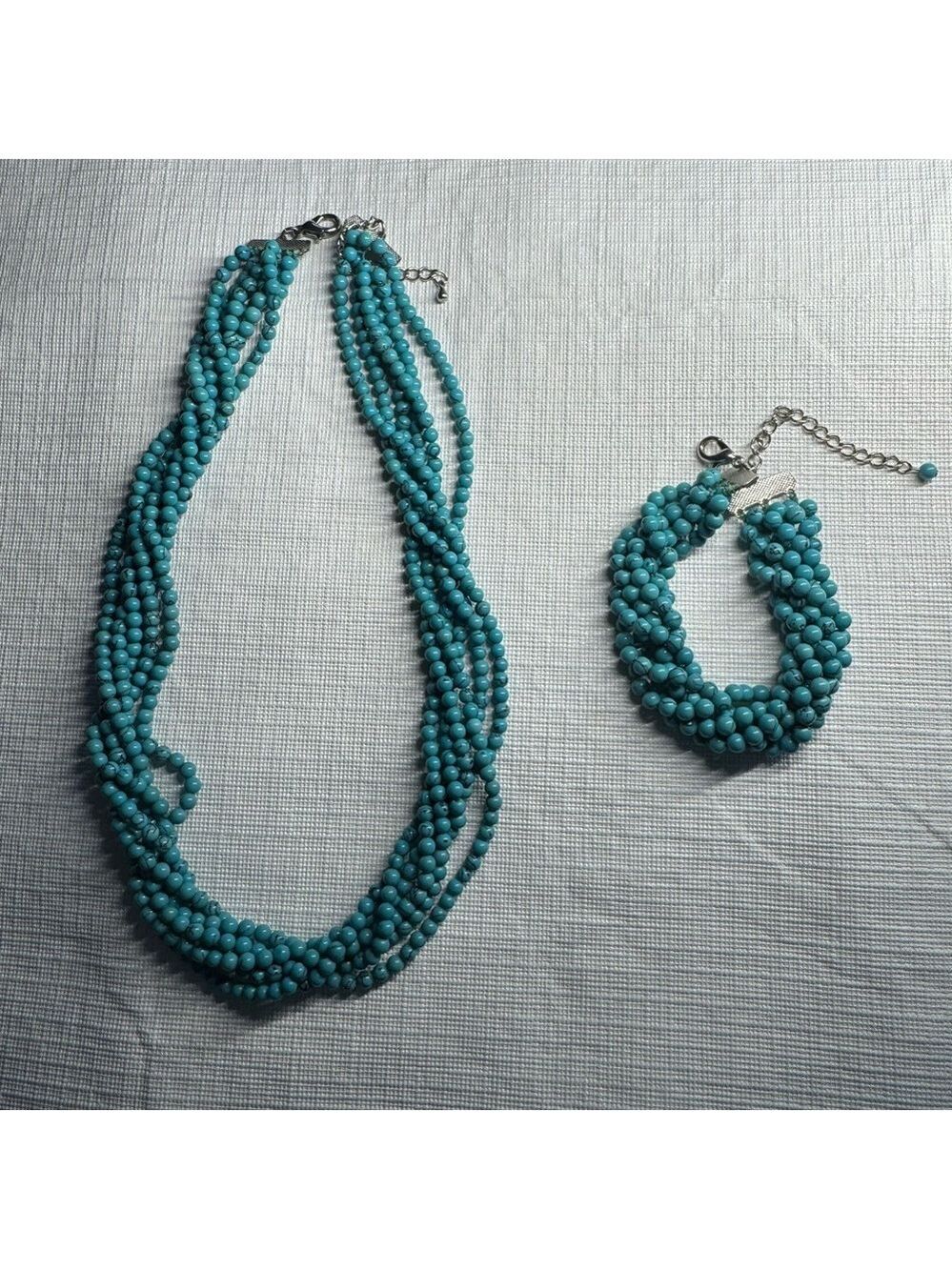 Turquoise Beaded Necklace and Bracelet Set